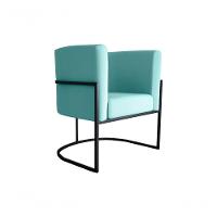 Poltrona Decorativa Cadeira Veludo Preto Matrix Cairo Sala Recepção Base - 1