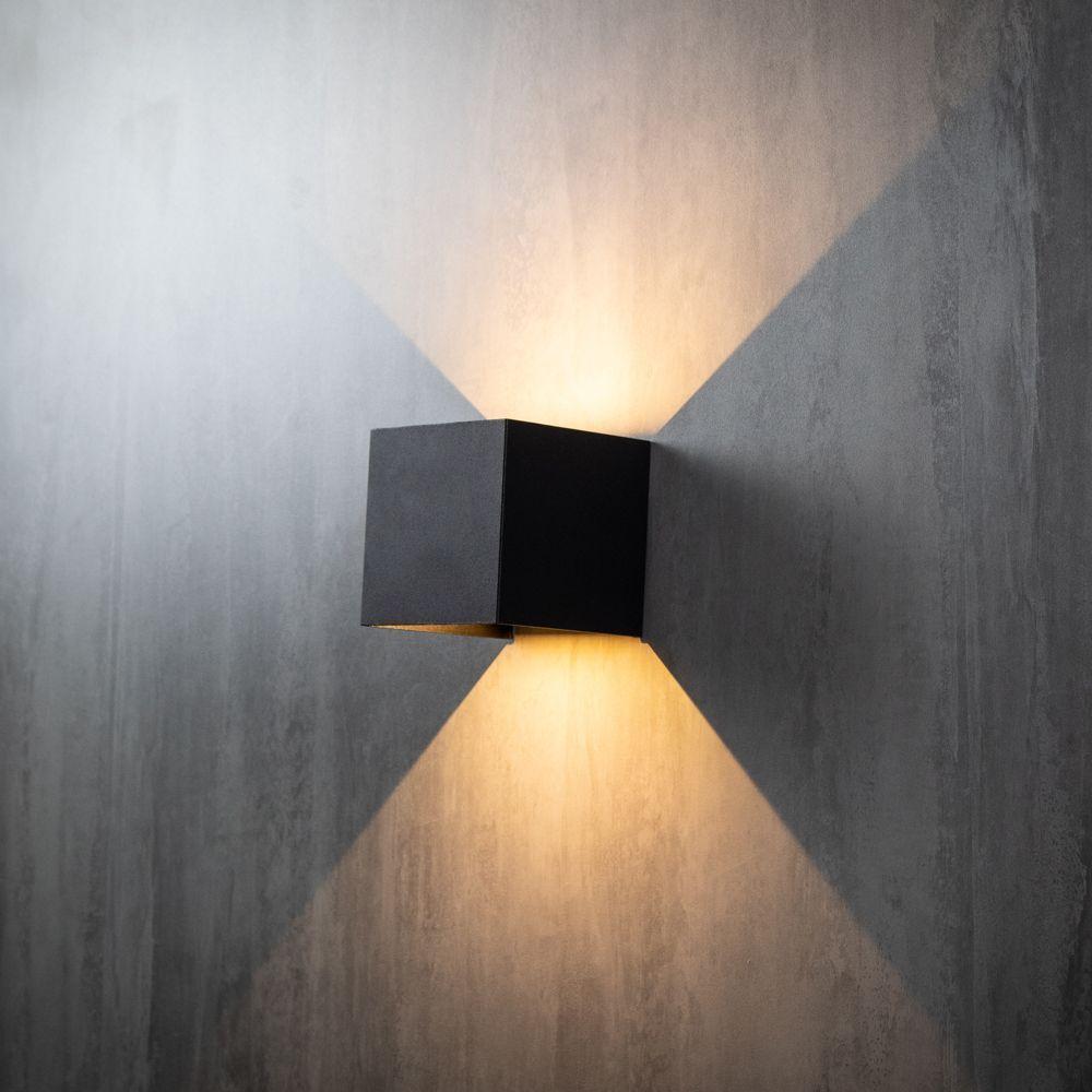 Arandela Germany Free Led Quadrada 6w Bivolt 3000k Luz Amarela Preto Fosco - 3