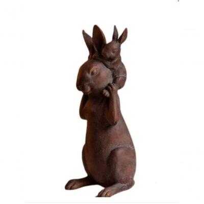 Escultura Em Resina Coelho Papai Chocolatudo