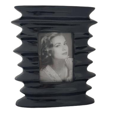 Porta Retrato Preto Metal 26Cm X 22Cm
