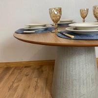 Mesa De Jantar Cone Redonda 100 Cm Base Cimento Concreto Tampo Freijó - 3