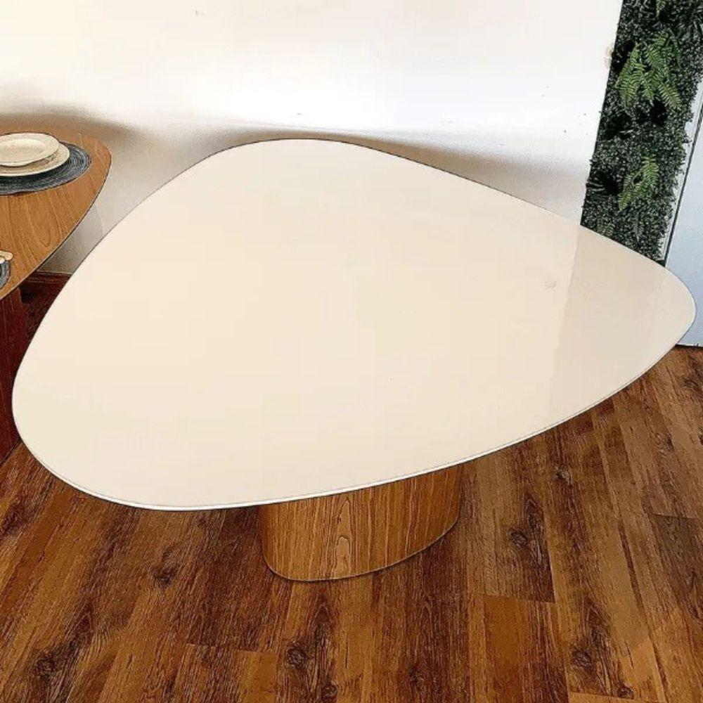 Mesa De Jantar Cone Orgânica Redonda 110x113 Cm Base Freijó Com Tampo Laqueado - 3