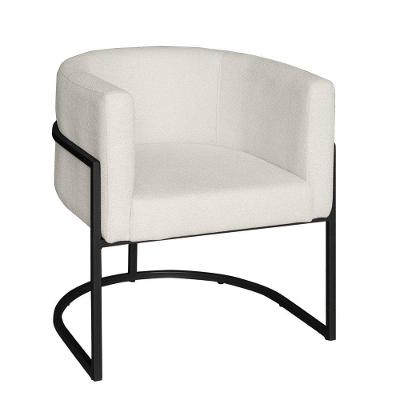 Poltrona Base Industrial Preto Para Sala Lety Blouclê Bege