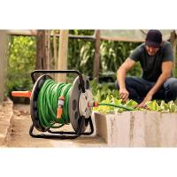 Mangueira Flex Para Jardim Tramontina Verde Com Faixa Preta Em Pvc 4 Camadas 20 M Com Engate Rosqueado E Esguicho