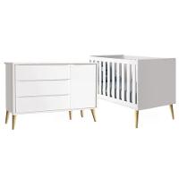 Quarto Com Berço Theo E Cômoda Com Porta Branco Fosco E Pés Madeira Natural - Reller Móveis Branco Fosco - 1