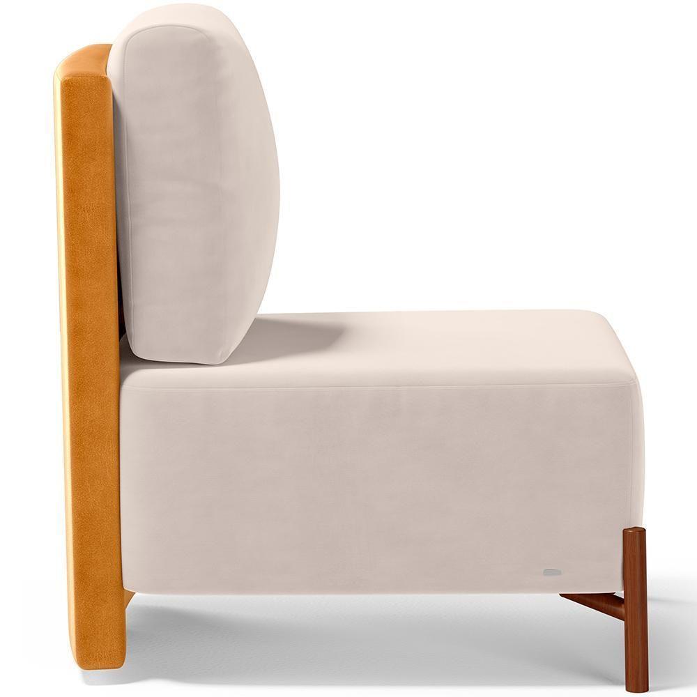 Poltrona Decorativa Living Pés Madeira Hungria L02 Couríssimo Whisky Suede Bege - Lyam - 7