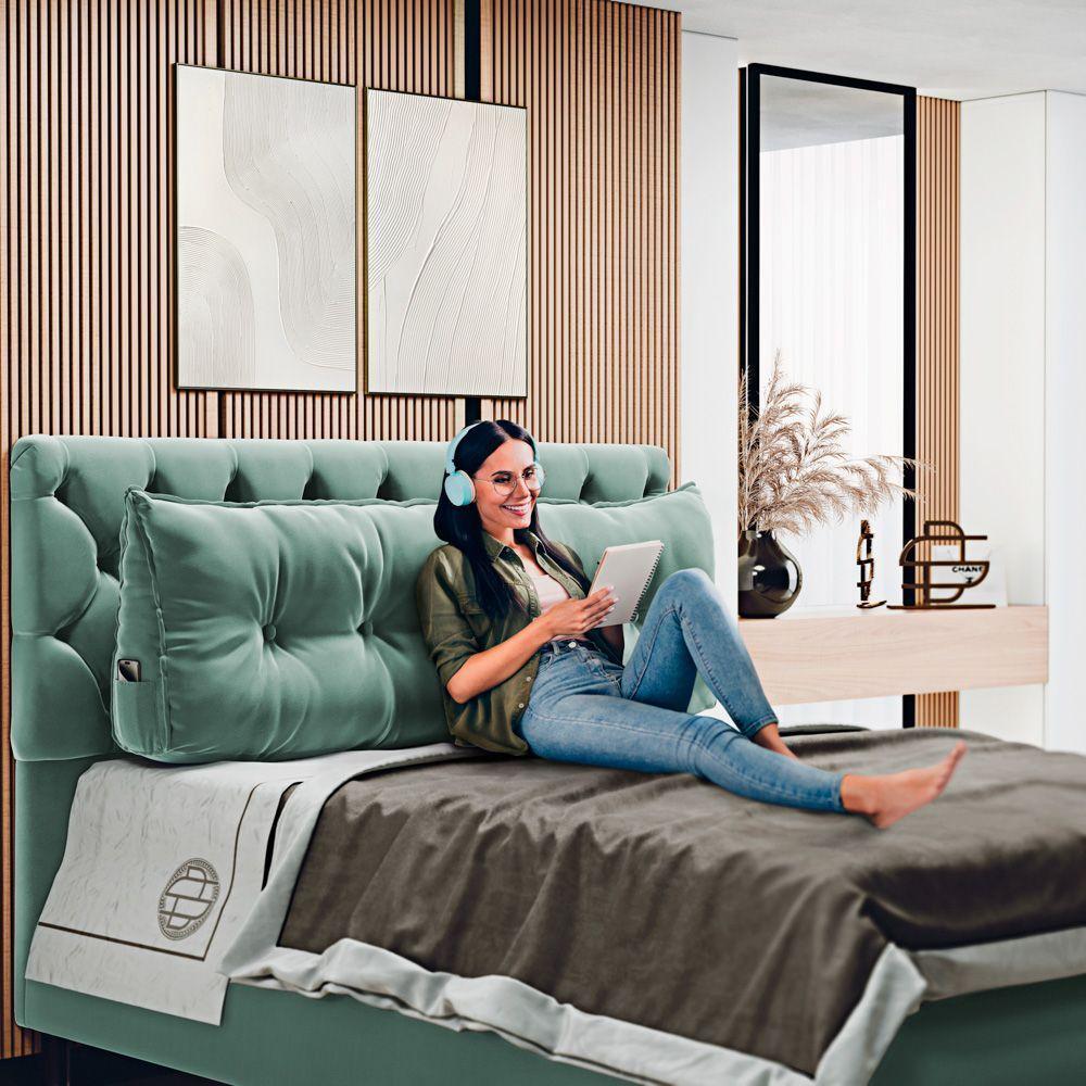 Kit 02 Almofadas Para Cabeceira Encosto Apoio Lombar Spot 140cm Com Porta Celular Veludo - Desk Design Cor Verde Claro - 7