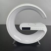 Luminária G Rgb Com Relógio Carregador Por Indução Abajur Inteligente E Caixa De Som - Branco