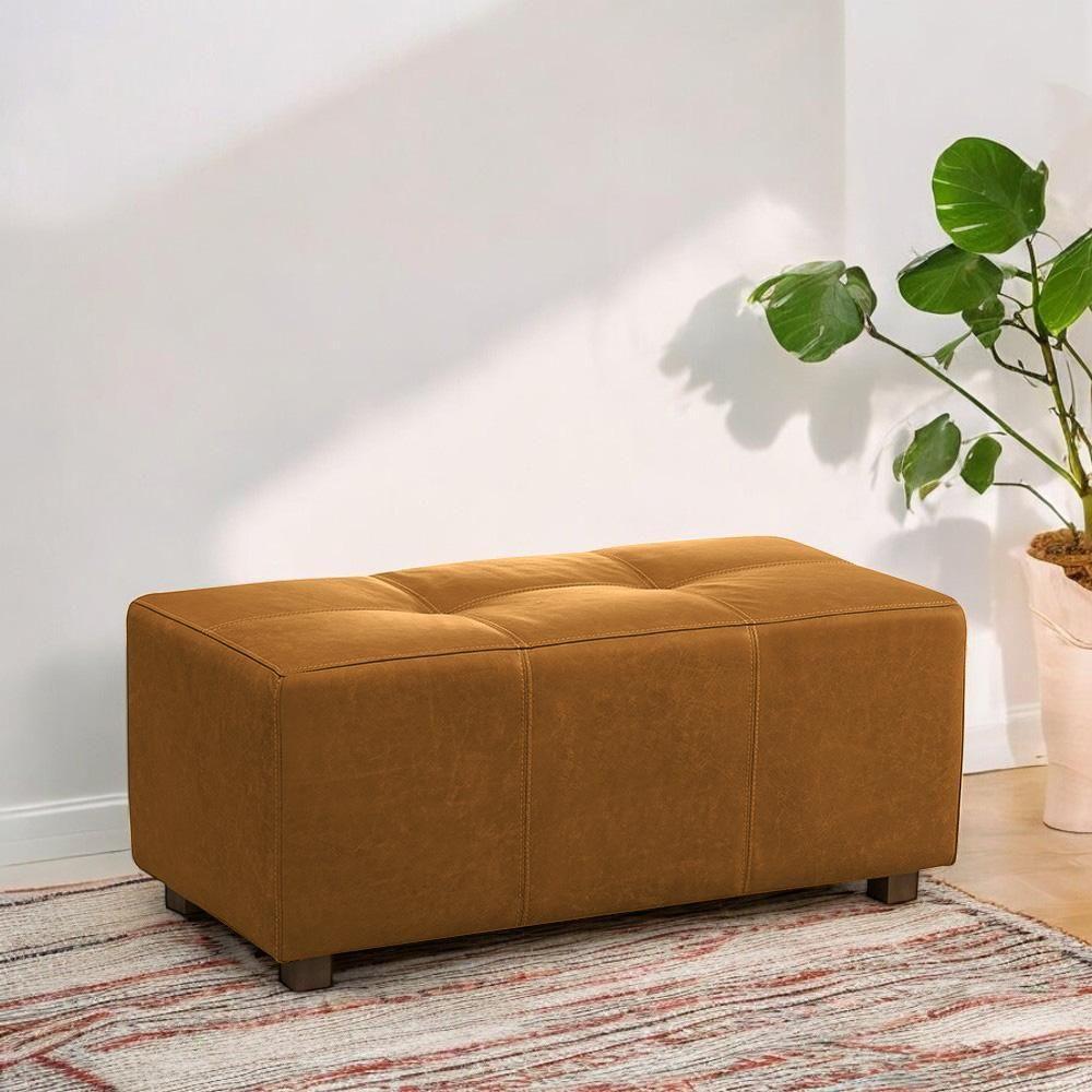 Puff Decorativo Merlin Sala De Estar Couro Caramelo Manchado G88 - Gran Belo - 1