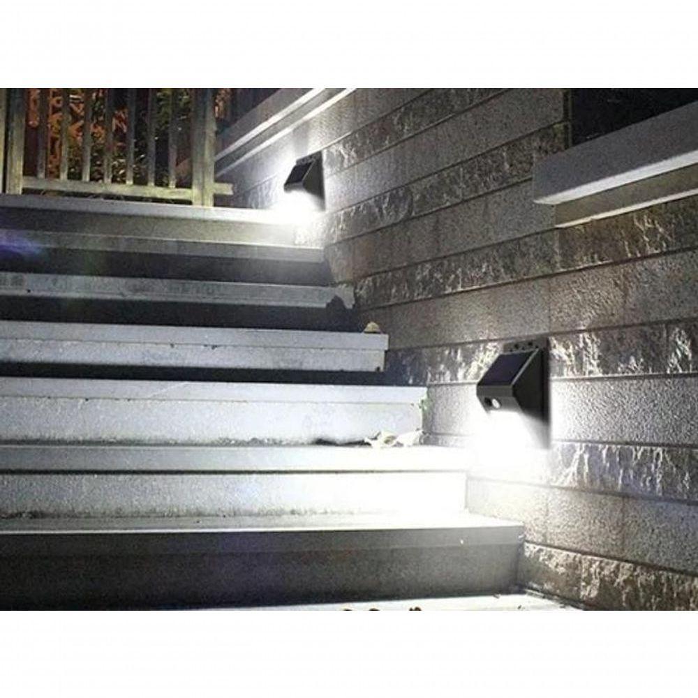 Luminária Solar C/ Sensor De Presença, 30 Leds - 3