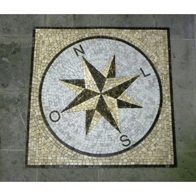Rosa Dos Ventos Em Mosaico Com Letras Miolo Orientável Tamanho 90cm