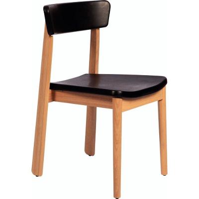 Cadeira Piazza Kyoto Madeira Tauarí Acabamento Verniz Incolor Estofado Preto Tramontina