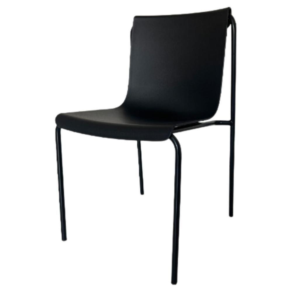 Kit 2 Cadeiras Iris Rivatti Assento Em Polipropileno Preto E Base Em Aço Pintado A Pó Preto - 2