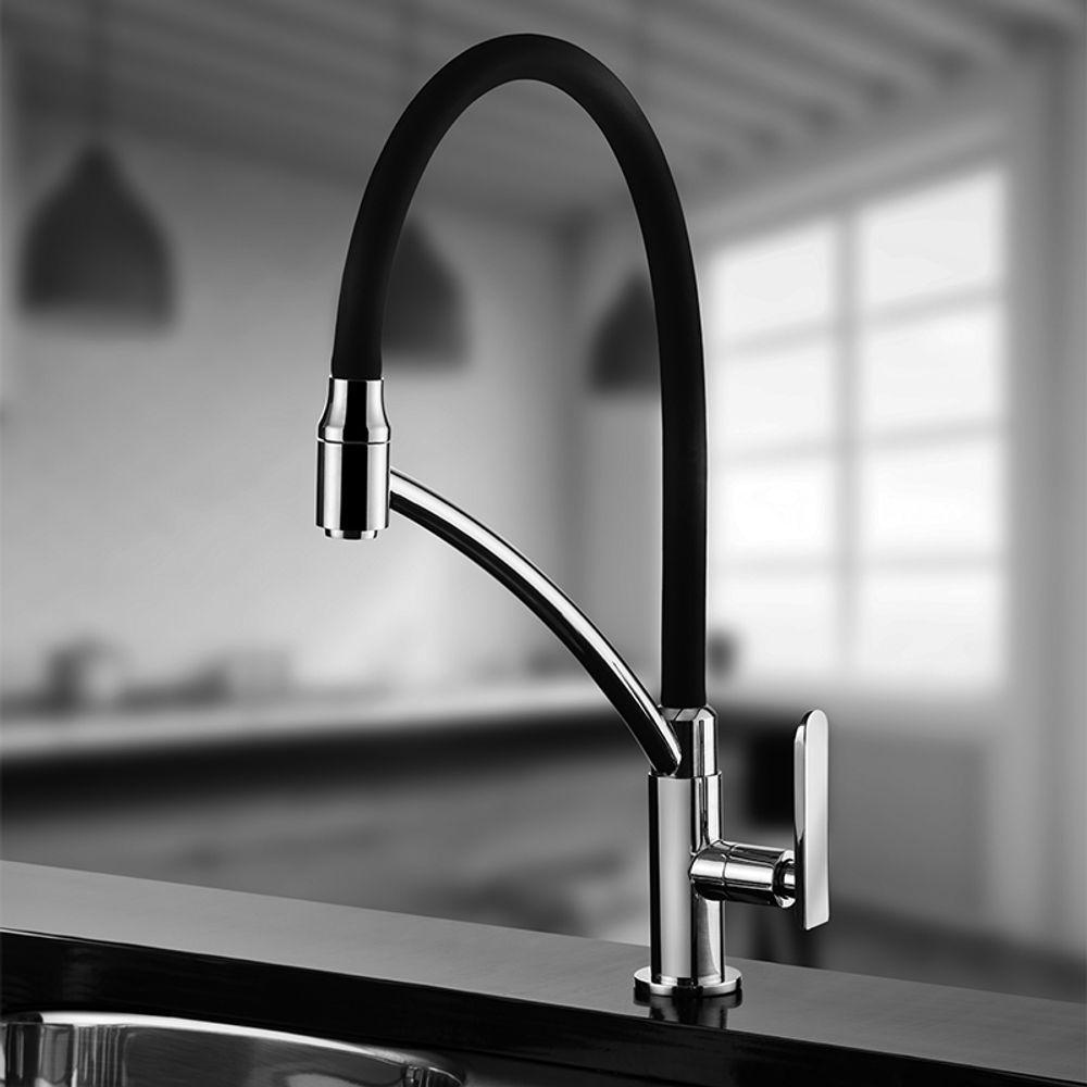 Torneira Lorenzetti Lorenchef Com Bica Móvel 1167 C81 De Bancada Preta - 2