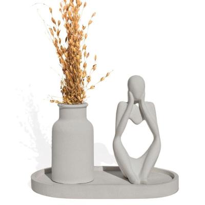 Conjunto Decorativo 3 Peças Estátua Pensadora Garrafa Lisa Bandeja Cinza
