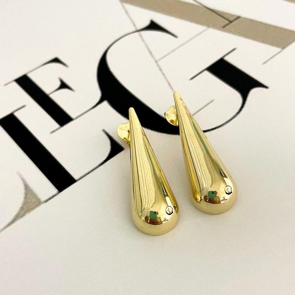 Brinco Gota Lisa Fina Comprida Semijoia Banhado A Ouro 18k - 2