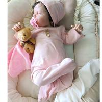 Bebê Reborn Menina Olhos Fechados Cabelo Fio A Fio Macio Corpo De Pano Macio Artesanal - 5