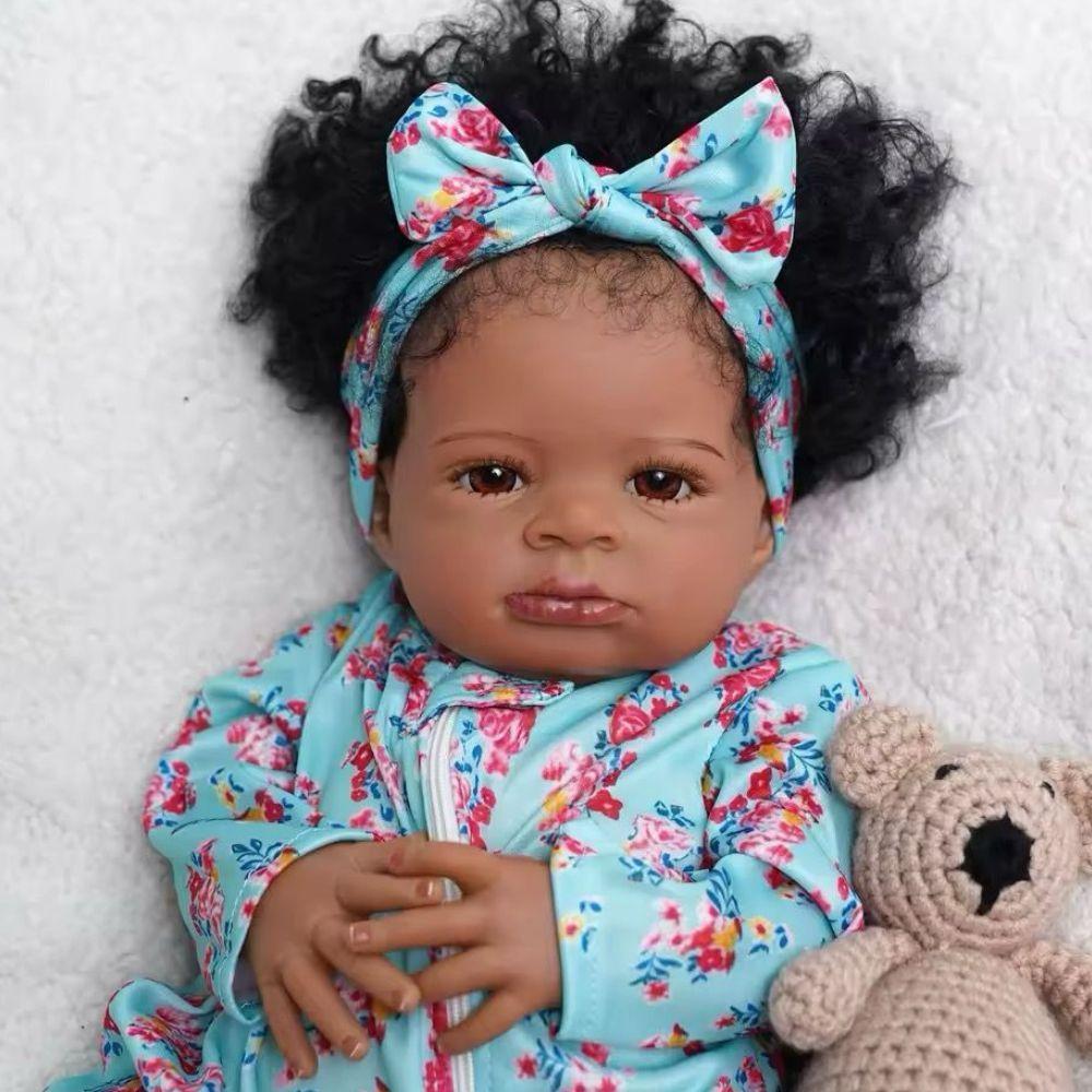 Bebê Reborn Menina Olhos Abertos Cabelo Implantado Artesanal Corpo De Pano Macio - 3