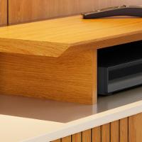 Estante Home Theater Ares Cinamomo Off White Para Tv Até 75 Com Rodízios Madetec Cinamomo Off White