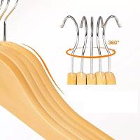 Kit 6 Cabides Madeira Marfim Com Verniz P Roupas Pesadas - 3