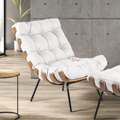 Poltrona Costela Couro Base Metálica Preto D\'rossi Branco