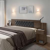 Cabeceira Ajustável Bruna Chocolate Com Capitonê Preto - 1