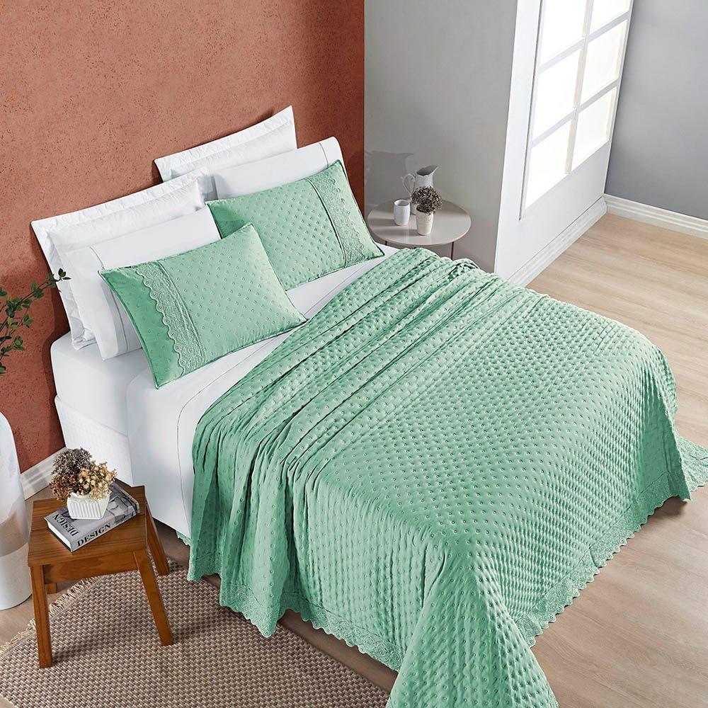 Kit Cobre Leito Colcha Bouclê King Bordada Micropercal 200 Fios 3 Peças Verde Salvia 100% Poliéster - 2