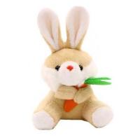 Coelho De Pelúcia Com Cenoura 12cm Em Poliéster Multiart - 1