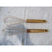 Colher Batedora De Silicone Com Cabo De Madeira Spicy Bege