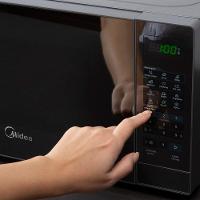 Forno Micro-ondas Midea 20 Litros 700W Prata Com Porta Espelhada MRAE21 110V