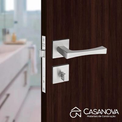 Fechadura Vivaldi Cromado Acetinado Roseta Quadrada 40mm Pado Banheiro / Wc