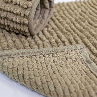 Tapete Para Banheiro Bolinha Soft 38x58 Bege Escuro