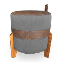 Puff Le Mans Veludo Grafite E Corano Nozes Base De Madeira - Pallazio - 3