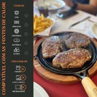 Bifeteira Lisa Redonda Cabo De Madeira 24cm Em Ferro Fundido Panela Mineira