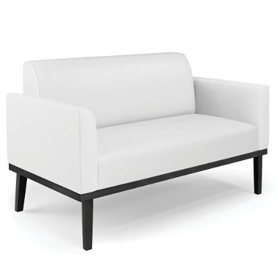 Sofá Namoradeira Base Madeira Preto Maressa Sintético Branco - Ibiza