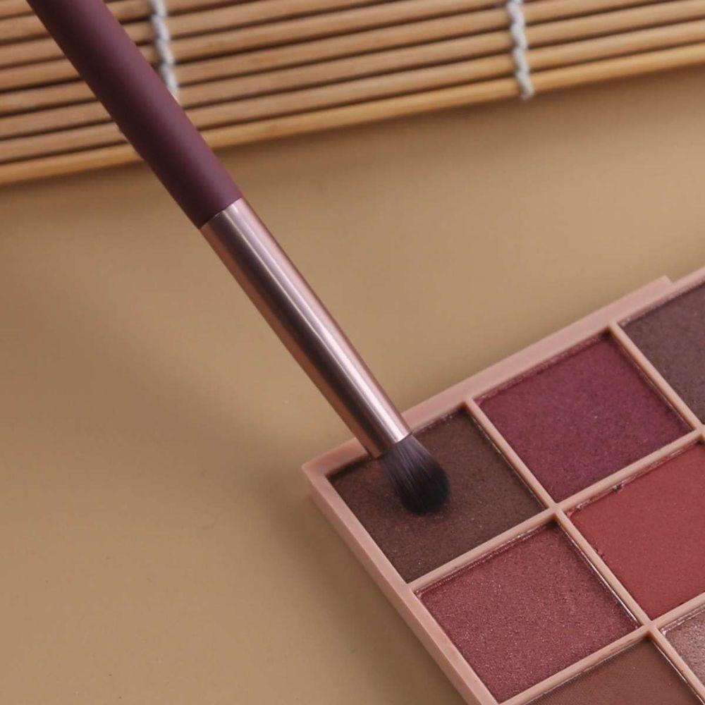 Pincel Para Esfumar Arredondado P Marsala 12512 | Miss Frandy | Aplicação Detalhada - 3