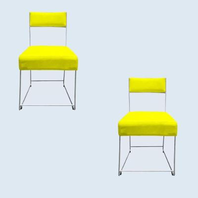 Kit 02 Cadeiras Atena Base De Ferro Maciço Prata Suede Amarelo D'classe Decor