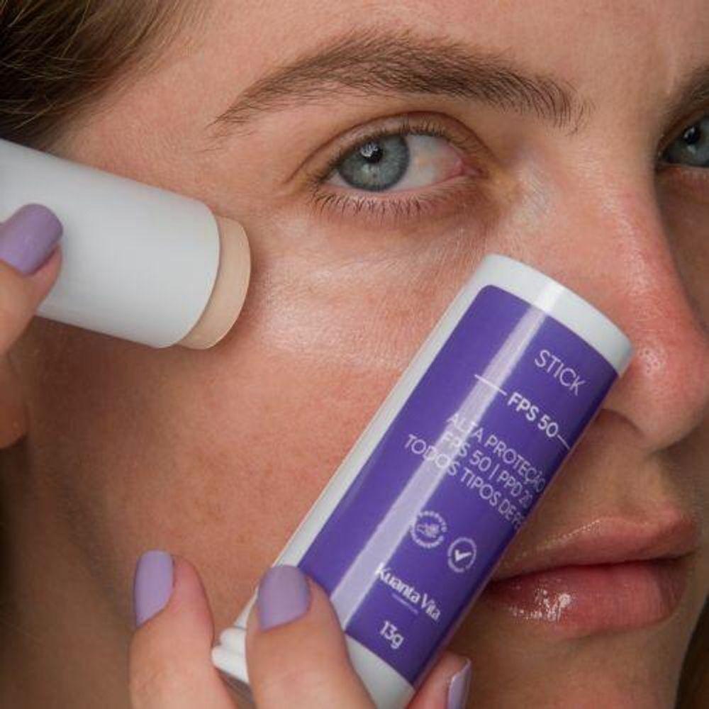 Protetor Solar Stick Fps 50 Translucido 13g Kuanta Vita Proteção Solar e Toque Seco - 4