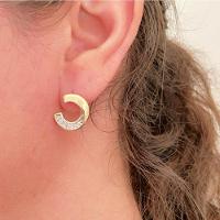 Brinco Meio Circulo Cravejado Banhado A Ouro 18k - 2