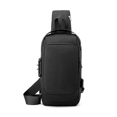 Mochila Anti Furto Transversal Cadeado Com Senha Saida Carregador Usb Resistente A Agua Preto