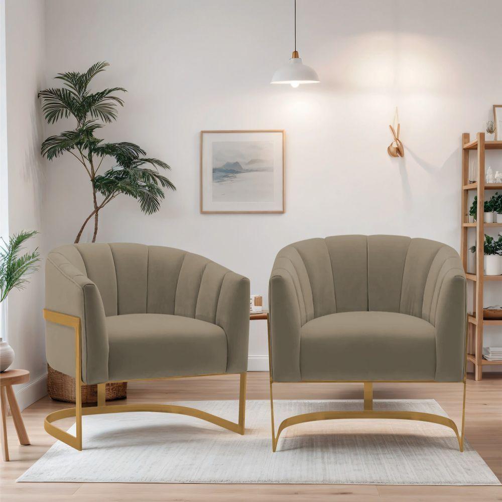 Kit 2 Poltronas Decorativas Sala De Estar Recepção Mavie Base De Ferro Dourado Suede - Amarena Móveis Cor Cappuccino - 2
