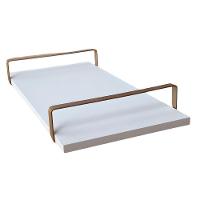 Bandeja Decorativa Branca Com Borda Infinita Alça Cobre - 5