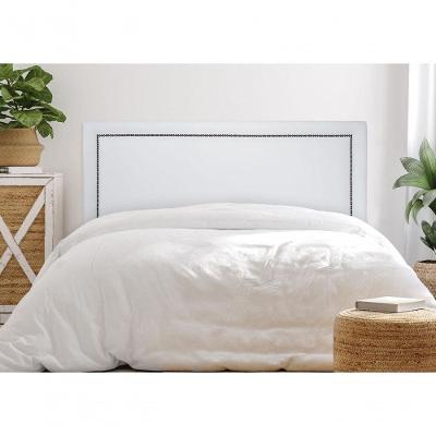 Cabeceira Casal Reta Luxo 140x60 Courino Branco - Tachas Fumê