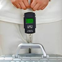 Balança Portátil Preta De Mão Display Digital Até 50 Kilos - 6