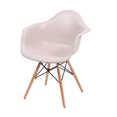 Cadeira Eames Daw Fendi