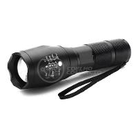 Lanterna Led Militar X900 Com Bateria Recarregável Foco De Luz Ajustável Com Sinalizador Incluso - 3