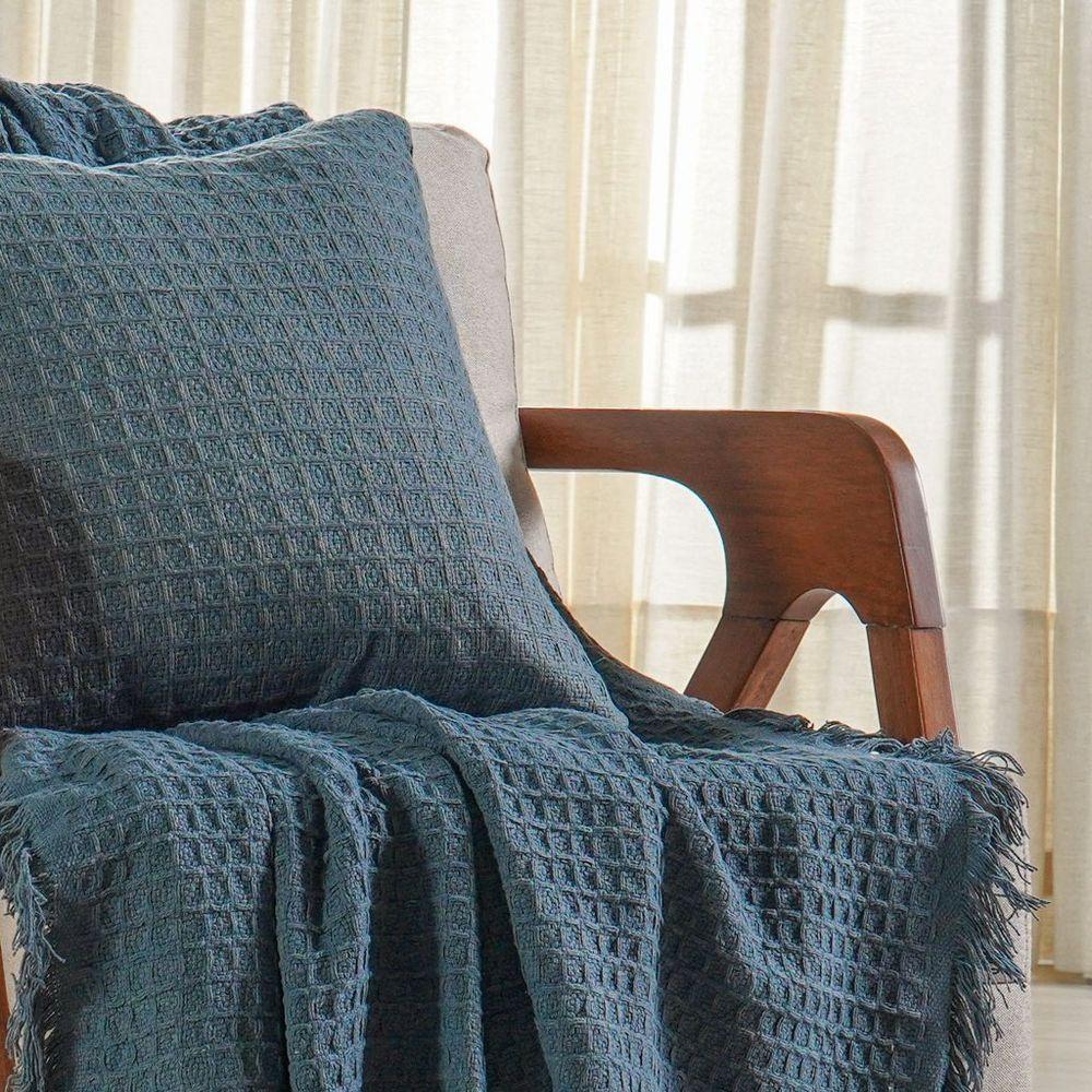 Kit Manta E 2 Almofada Decorativa Para Sofá Waffle 100% Algodão 120x150cm Azul Cobalt - 6