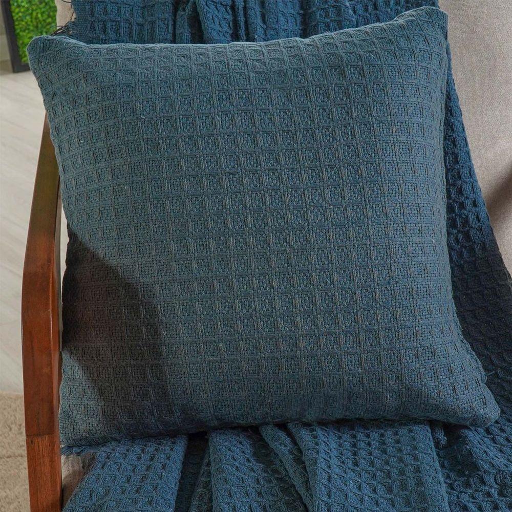 Kit Manta E Almofada Decorativa Para Sofá Waffle 100% Algodão 120x150cm Azul Cobalt - 4