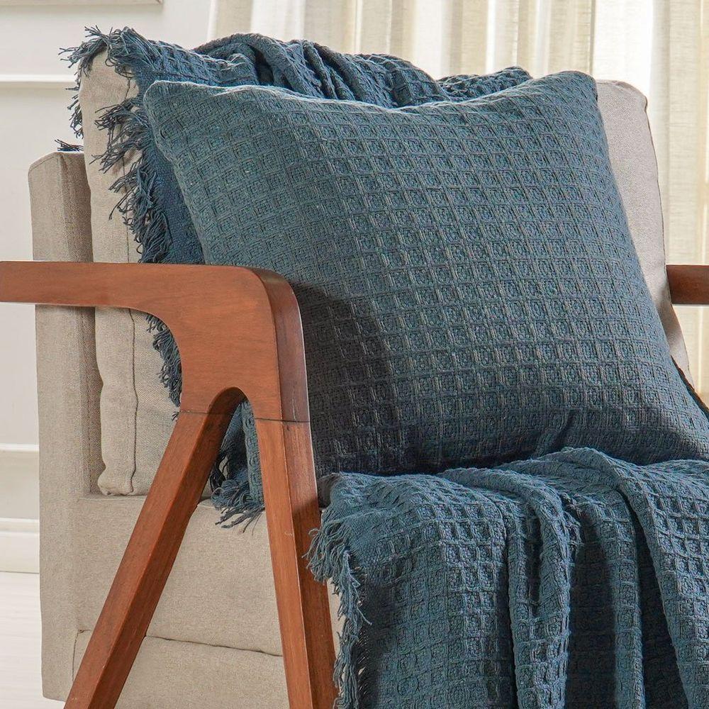 Kit Manta E Almofada Decorativa Para Sofá Waffle 100% Algodão 120x150cm Azul Cobalt - 5