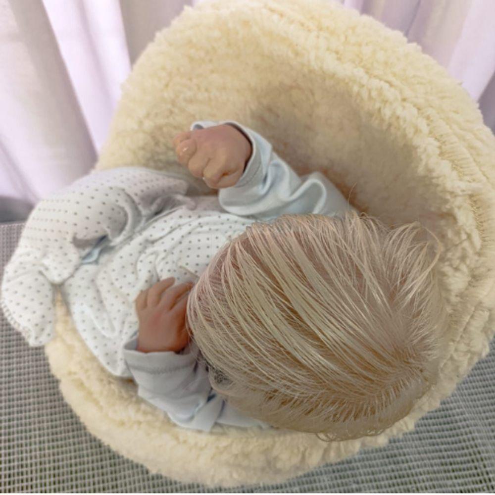 Bebê Reborn Menina Dormindo Loira Artesanal Cabelo Implantado Fio A Fio - 3